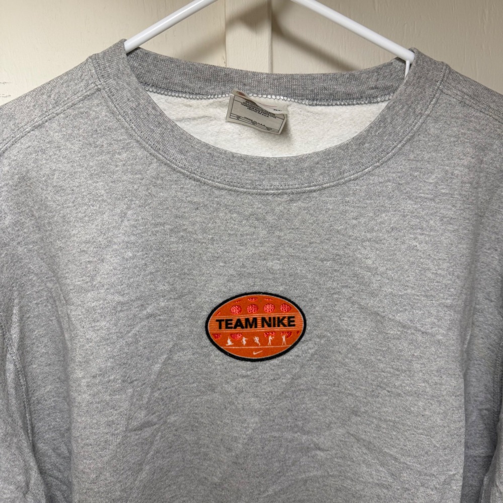 Vintage Nike Team Crewneck Sweatshirt Gray Made in USA XL 90s FA-98-BSW